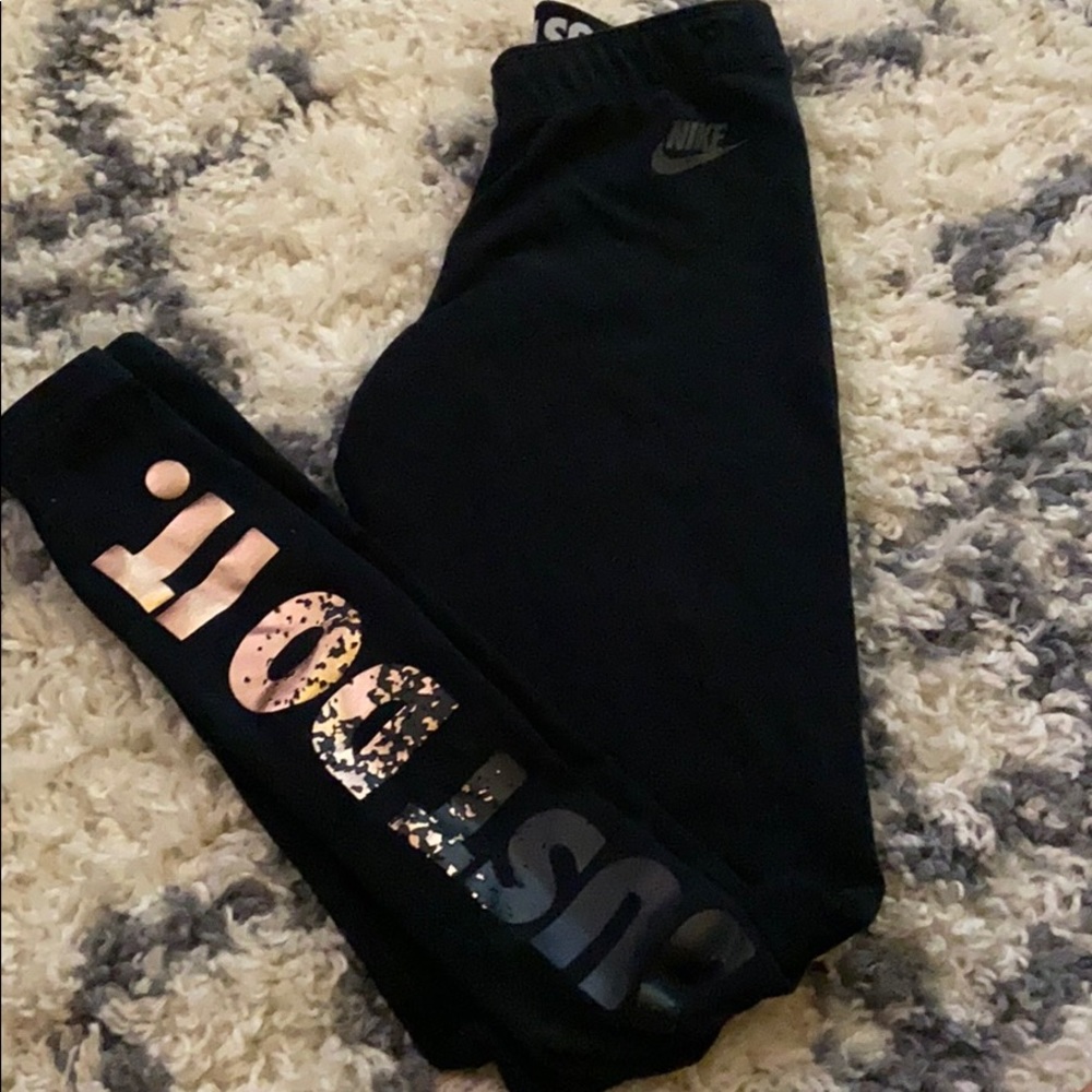 Nike leggings